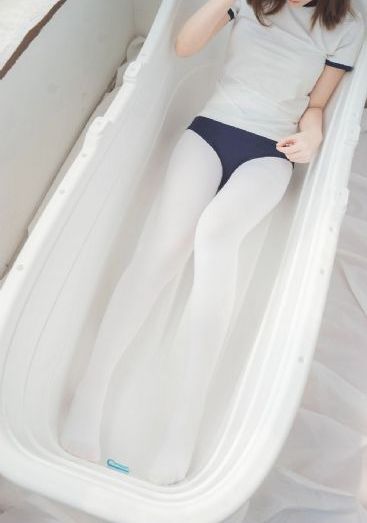 欧美时尚服饰_DVD免费观看最新