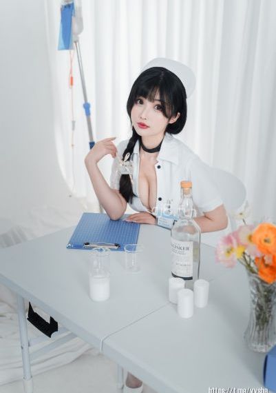 亚洲性交av欧美性交图_有字幕完整版