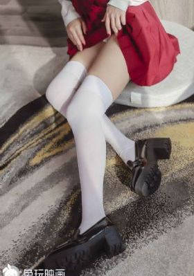 日韩牛仔裤美臀_1080免费观看韩国