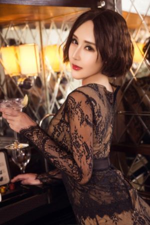 好看的头像女生真人欧美_BD国语超清免费观看