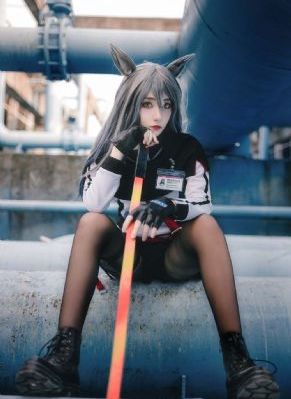 欧美原单尾货真皮女靴_HD在线观看高清
