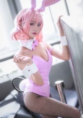 日韩精品成人色立花里子英文名_720在线手机播放